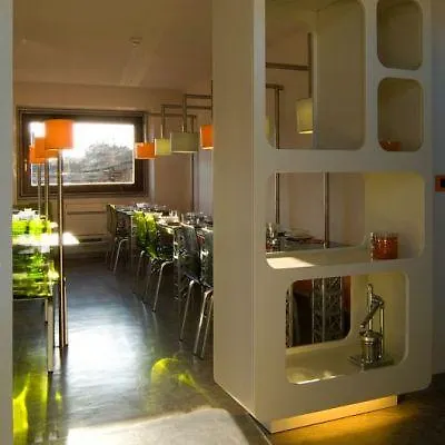 Orange Otel