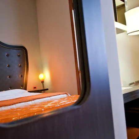 Orange מלון רומא
