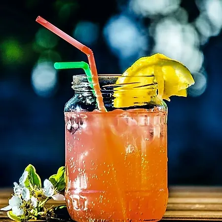 فندق Orange