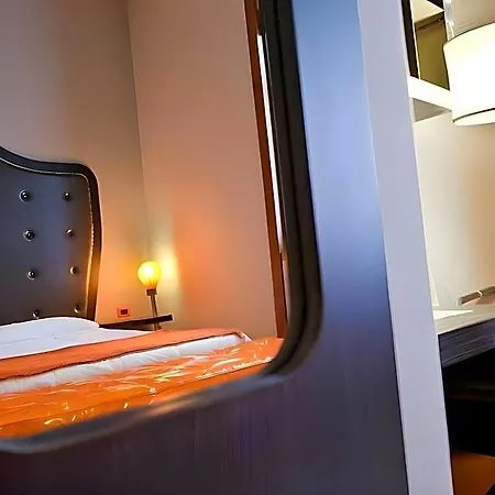 Orange Roma
