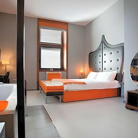 Orange 4*