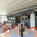 Orange 4*