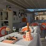 Orange 4*