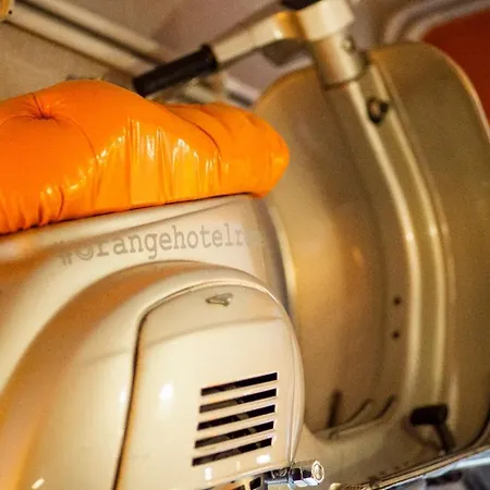 Orange Hotell