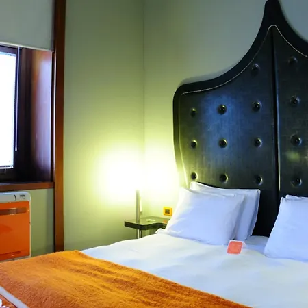 Hotell Orange 4*