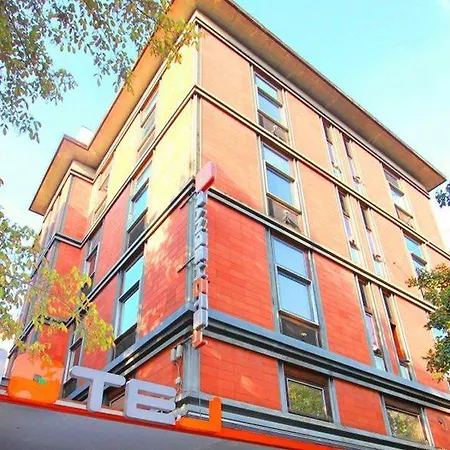 Orange Hotell