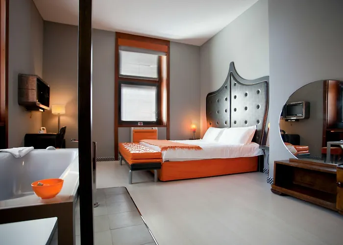 Hotel Orange 4*